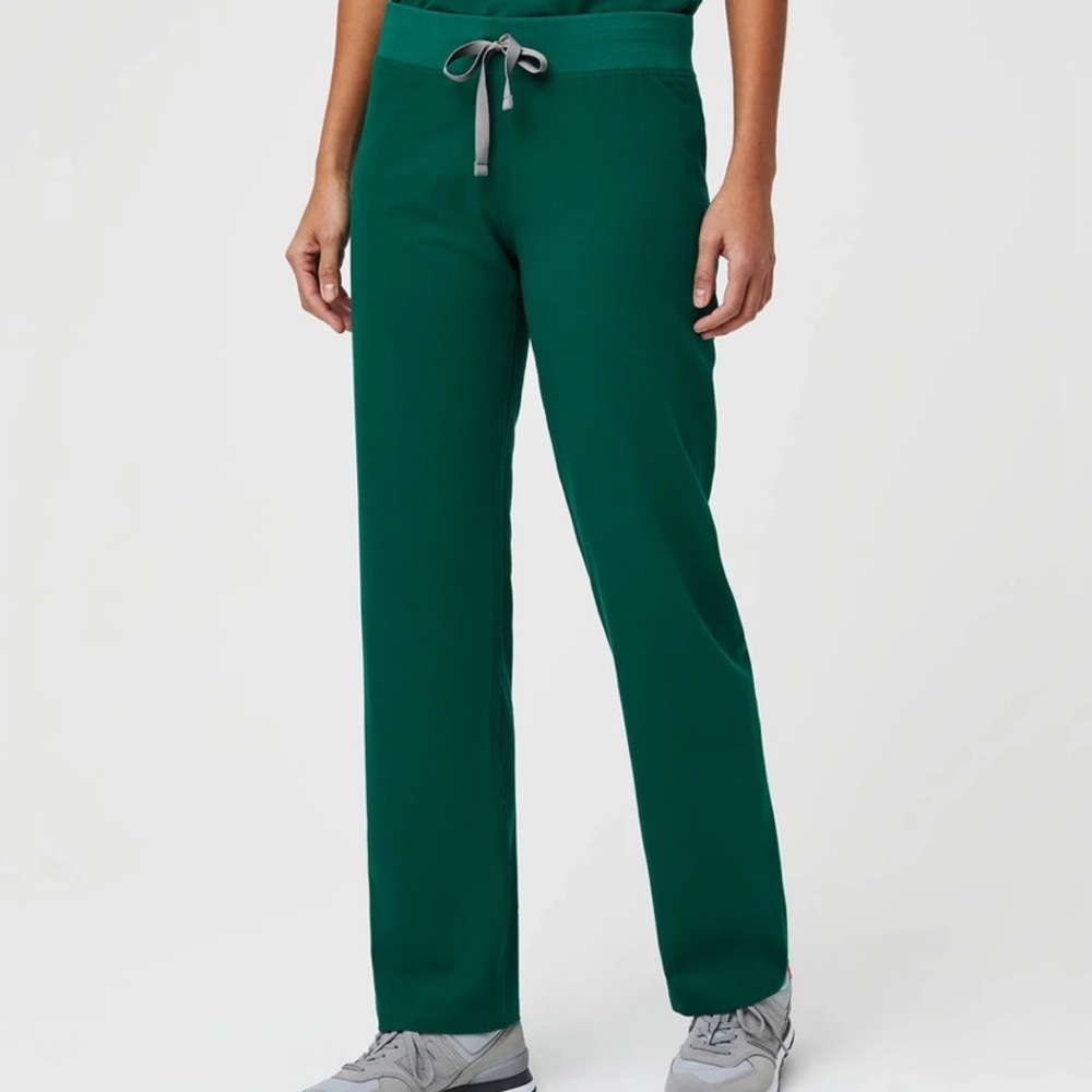 FIGS LIVINGSTON HUNTER GREEN SCRUB PANTS